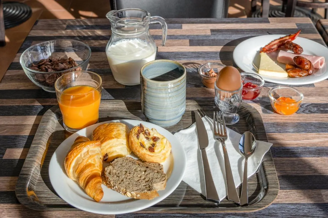 Hotel La Nartelle Sainte-Maxime 3*,