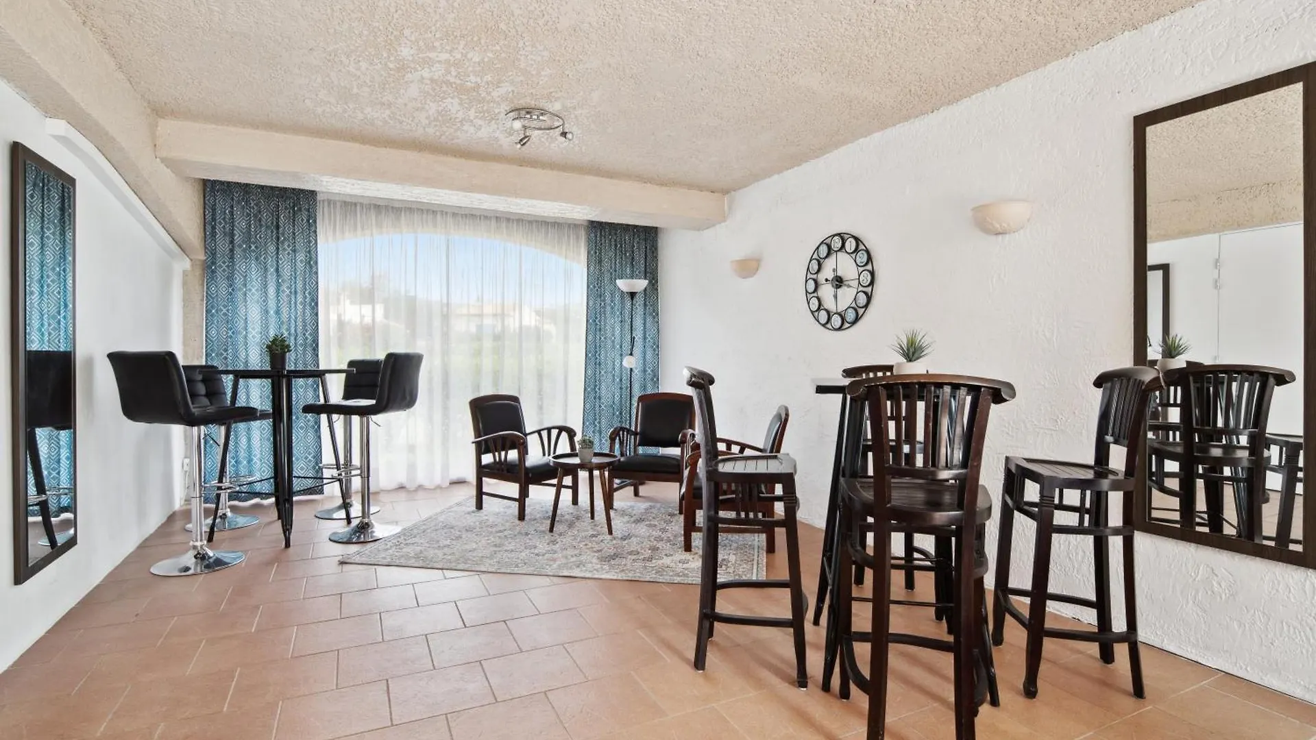 Hotel La Nartelle Sainte-Maxime 3*,