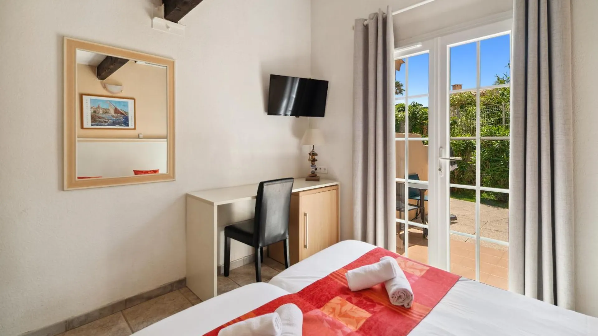 Hotel La Nartelle Sainte-Maxime 3*,  France