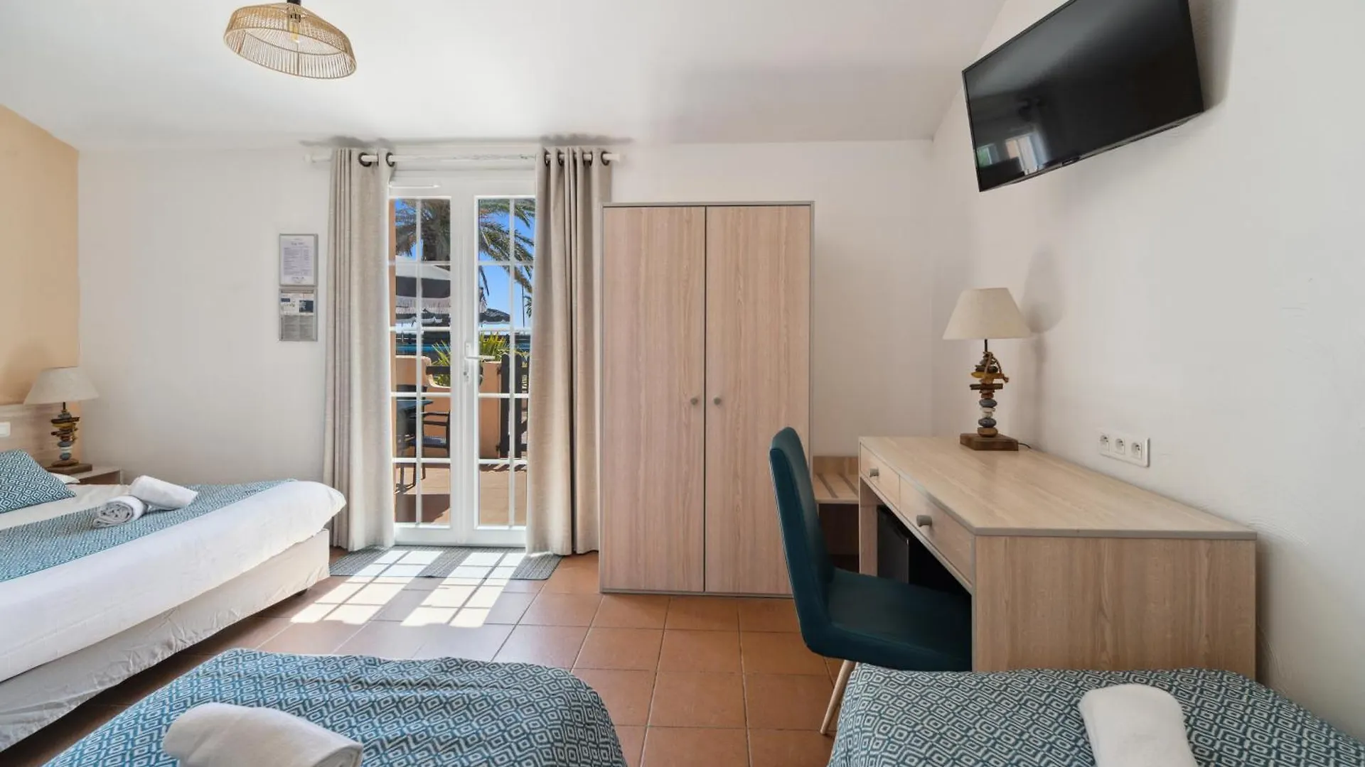 Hotel La Nartelle Sainte-Maxime 3*,